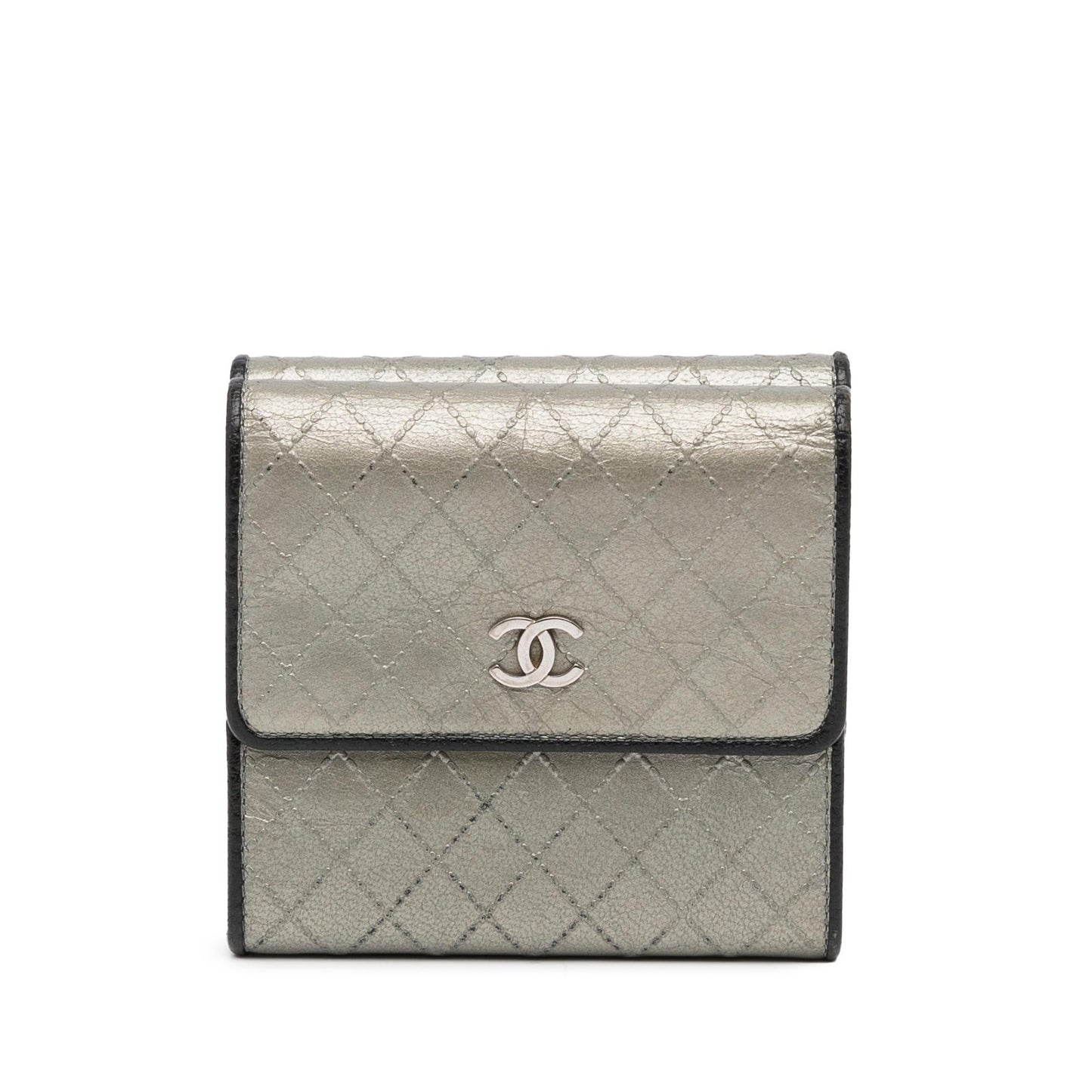 Chanel CC Compact Trifold Wallet (SHG-62FvVv)
