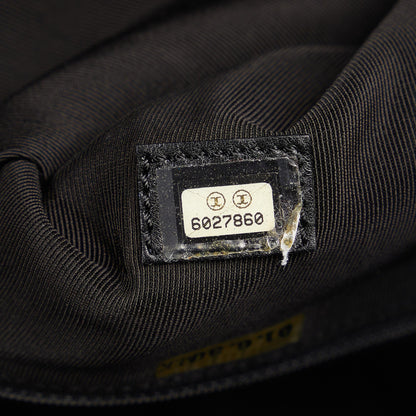 Chanel CC Lambskin Leather Tote (SHG-XkJzTx)