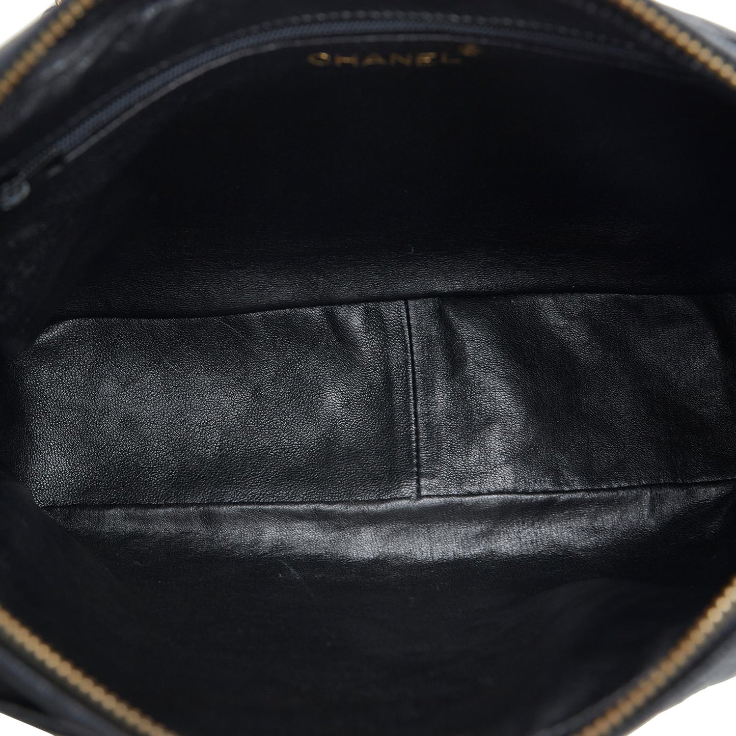 Chanel CC Lambskin Tassel Shoulder Bag (SHG-Bsuxng)