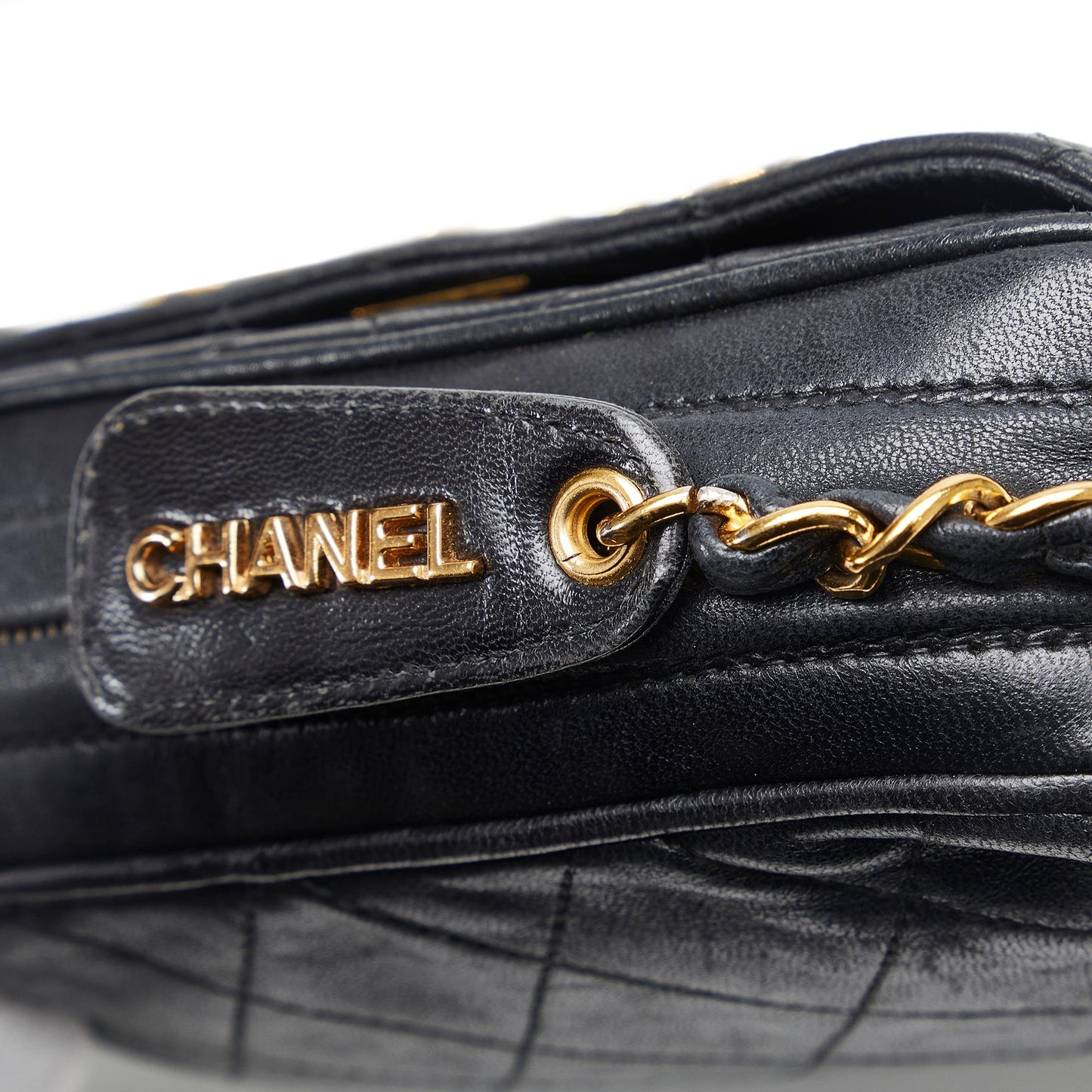 Chanel CC Matelasse Lambskin Camera Bag (SHG-QimvSc)