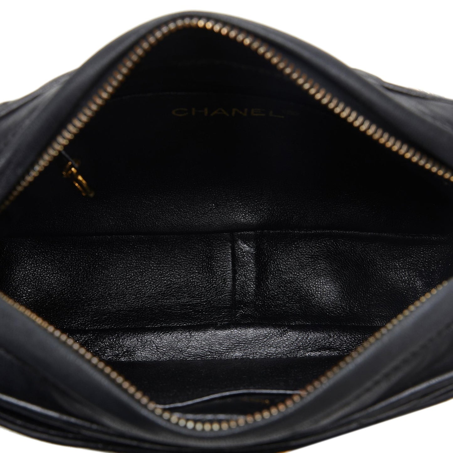 Chanel CC Matelasse Lambskin Camera Bag (SHG-QimvSc)
