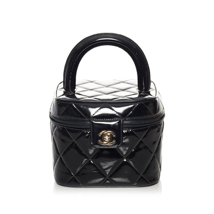 Chanel CC Matelasse Patent Leather Vanity Bag (SHG-34683)