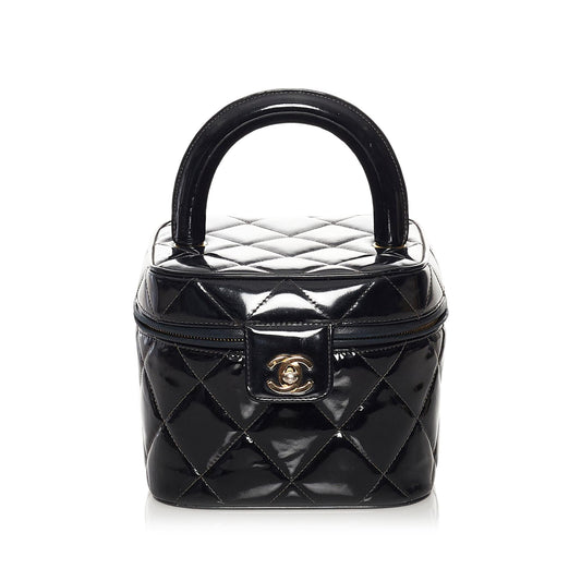 Chanel CC Matelasse Patent Leather Vanity Bag (SHG-34683)