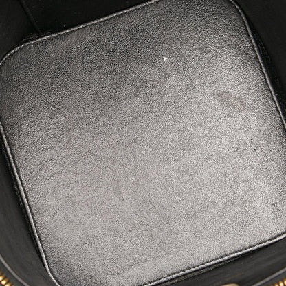 Chanel CC Matelasse Patent Leather Vanity Bag (SHG-34683)