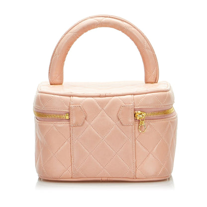 Chanel CC Matelasse Vanity Bag (SHG-0lwtb0)