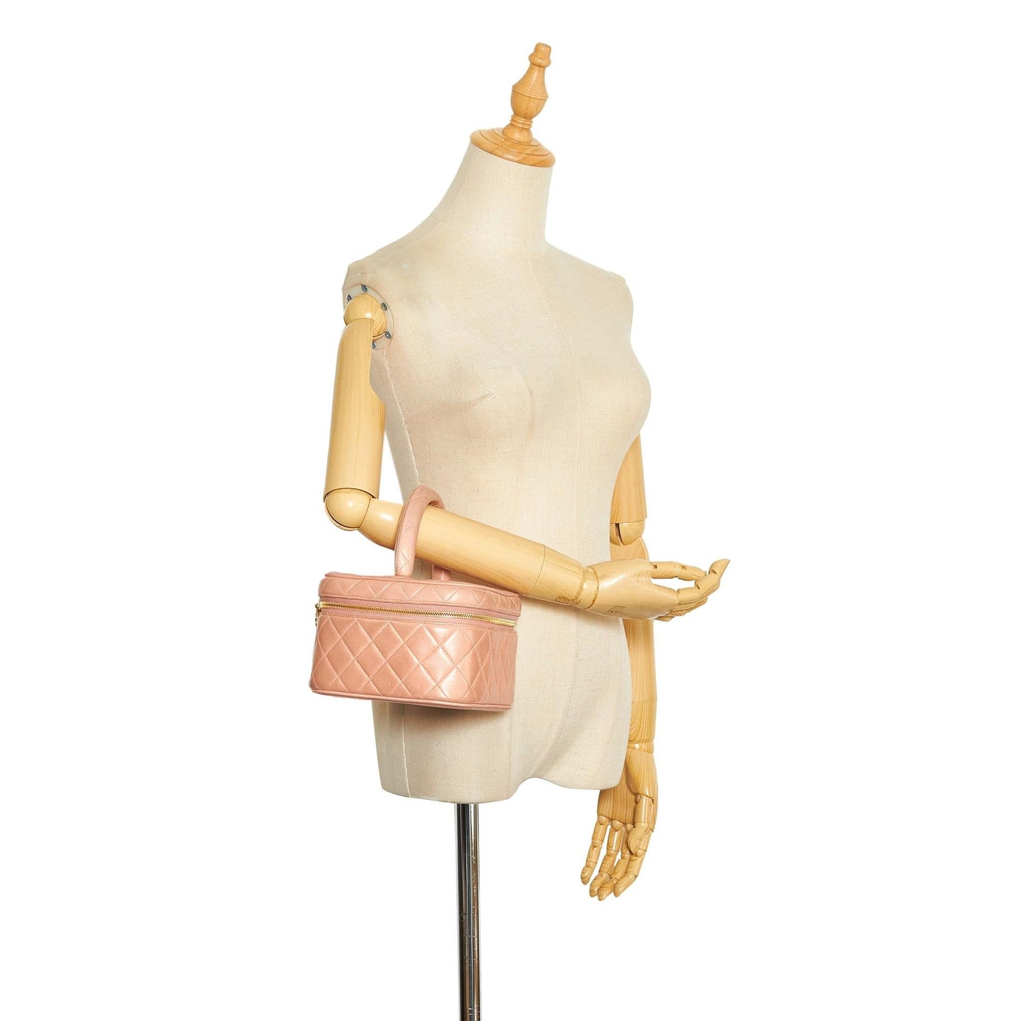 Chanel CC Matelasse Vanity Bag (SHG-0lwtb0)