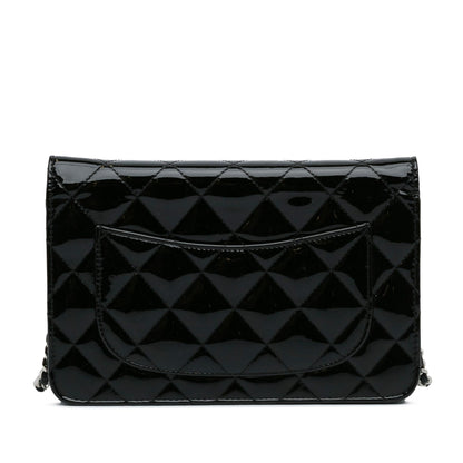 Chanel CC Patent Wallet on Chain (SHG-5idSOu)