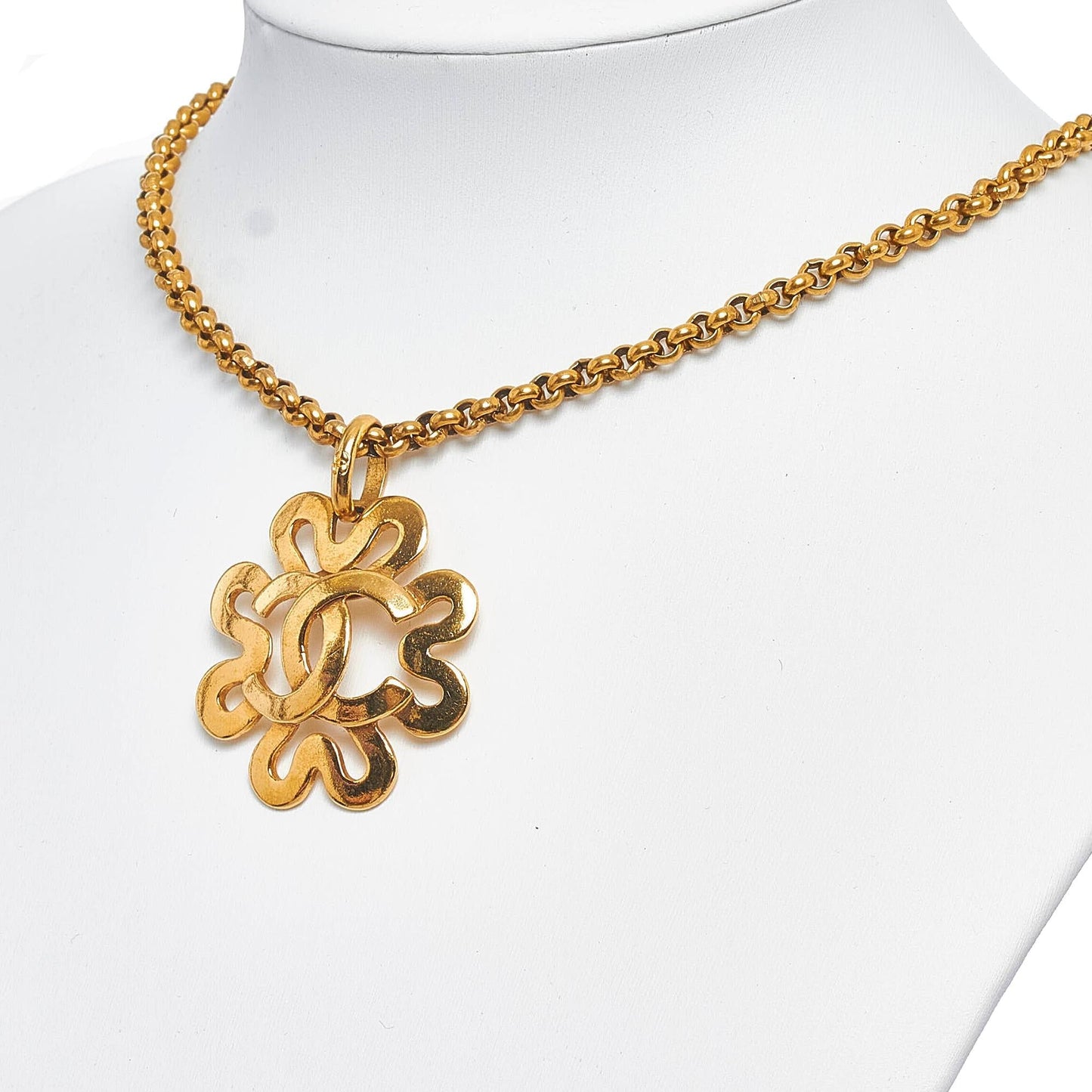 Chanel CC Pendant Necklace (SHG-owXP5t)