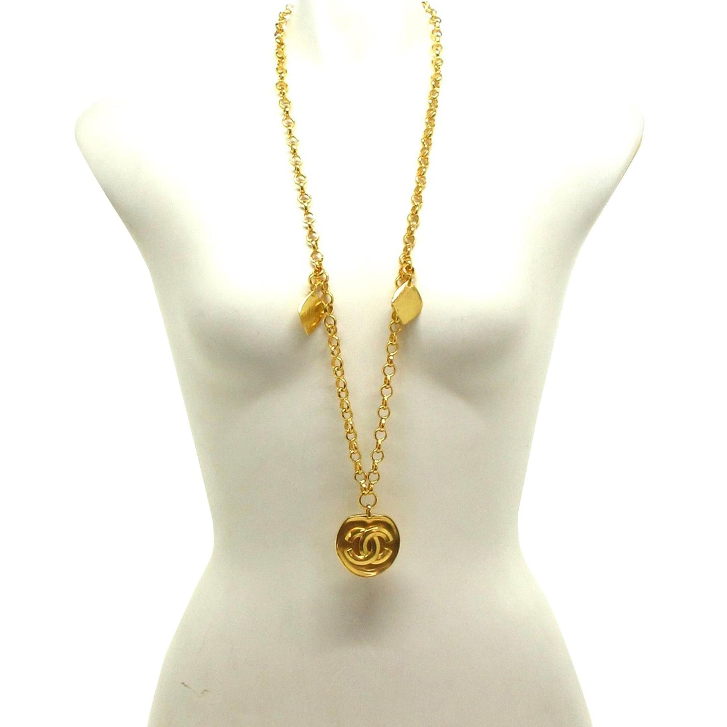 Chanel CC Pendant Necklace (SHG-mqTd0m)