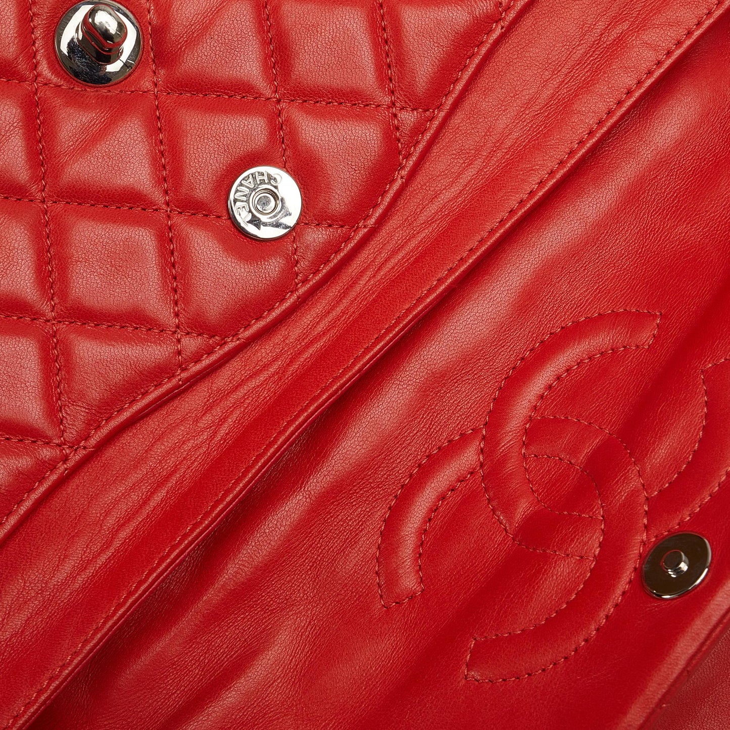 Chanel CC Quilted Flap Shoulder Bag (SHG-PnJIQi)