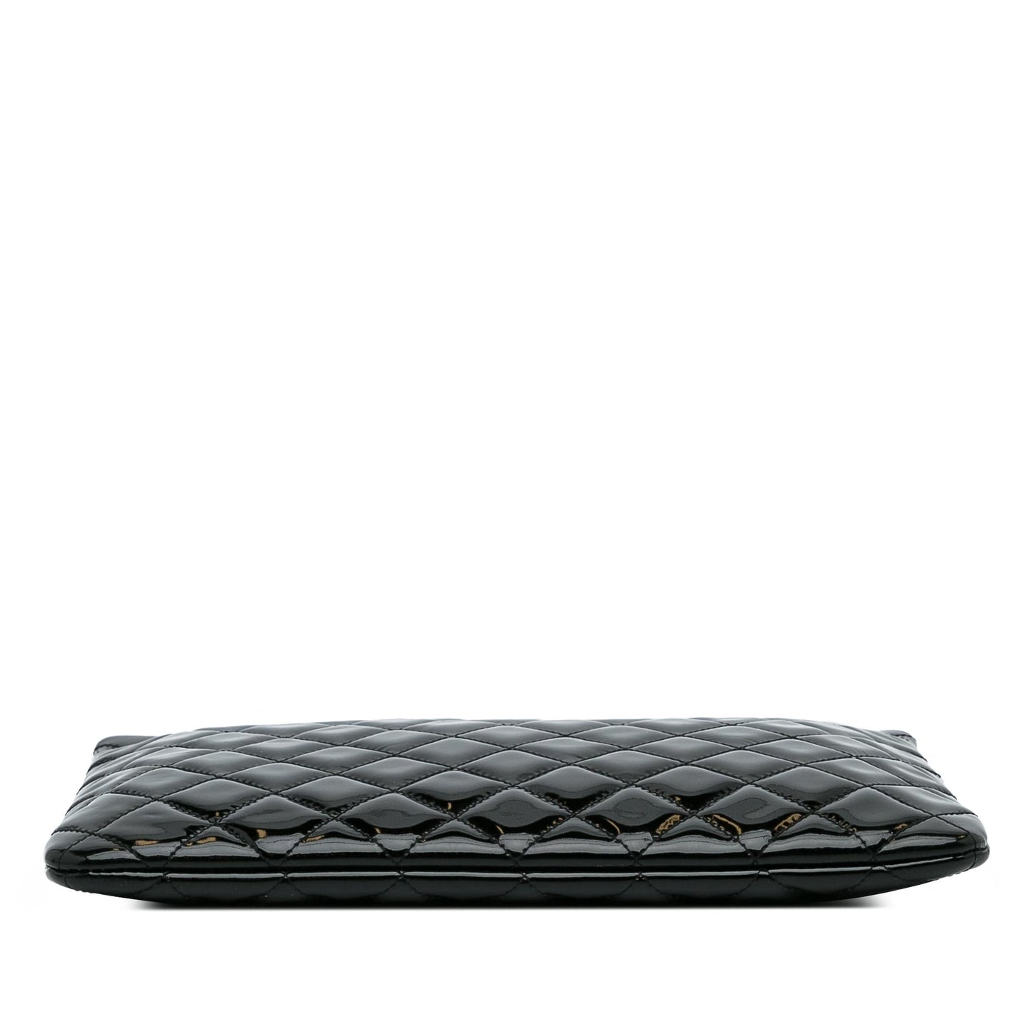 Chanel CC Quilted Patent Leather Pouch (SHG-30waO1)