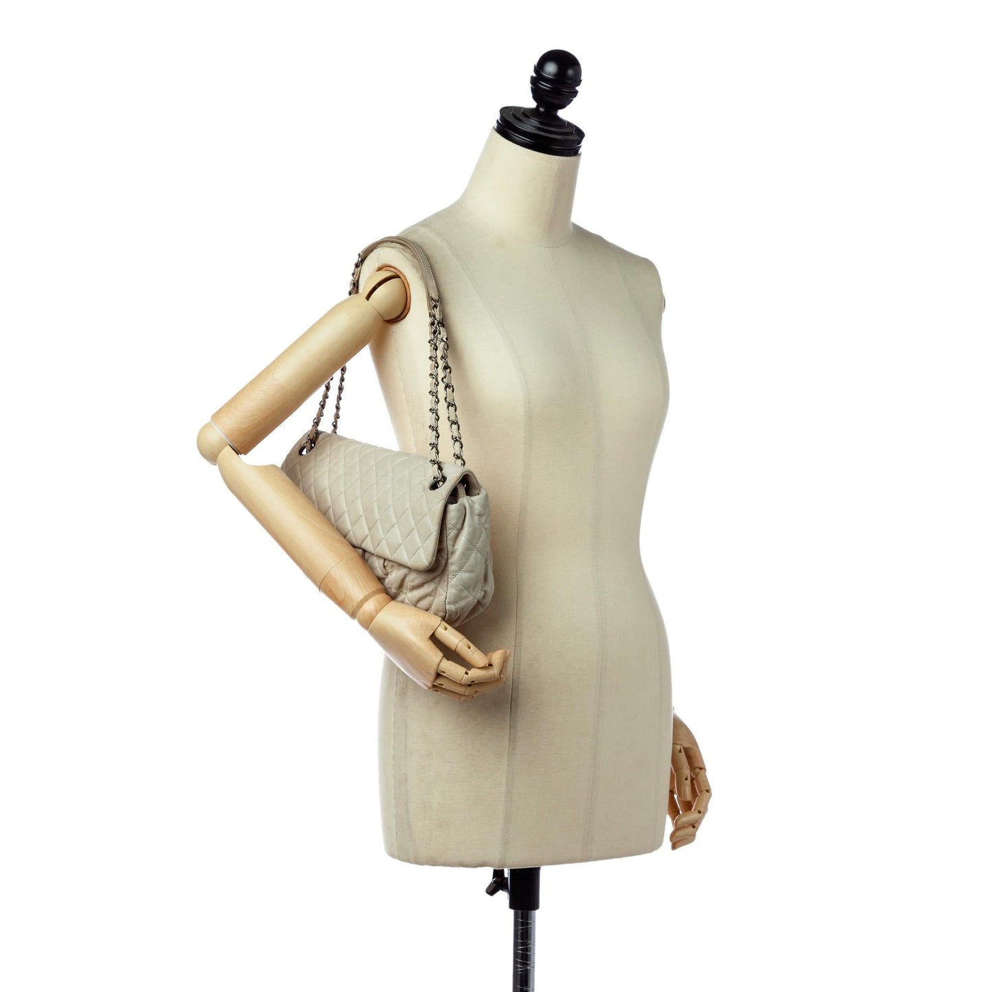 Chanel CC Timeless Lambskin Leather Single Flap Bag (SHG-27291)