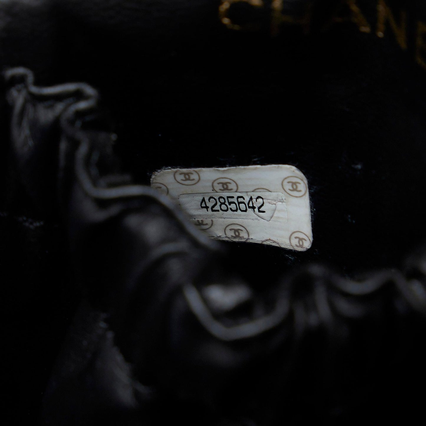 Chanel CC Vanity Bag (SHG-uMnXe2)