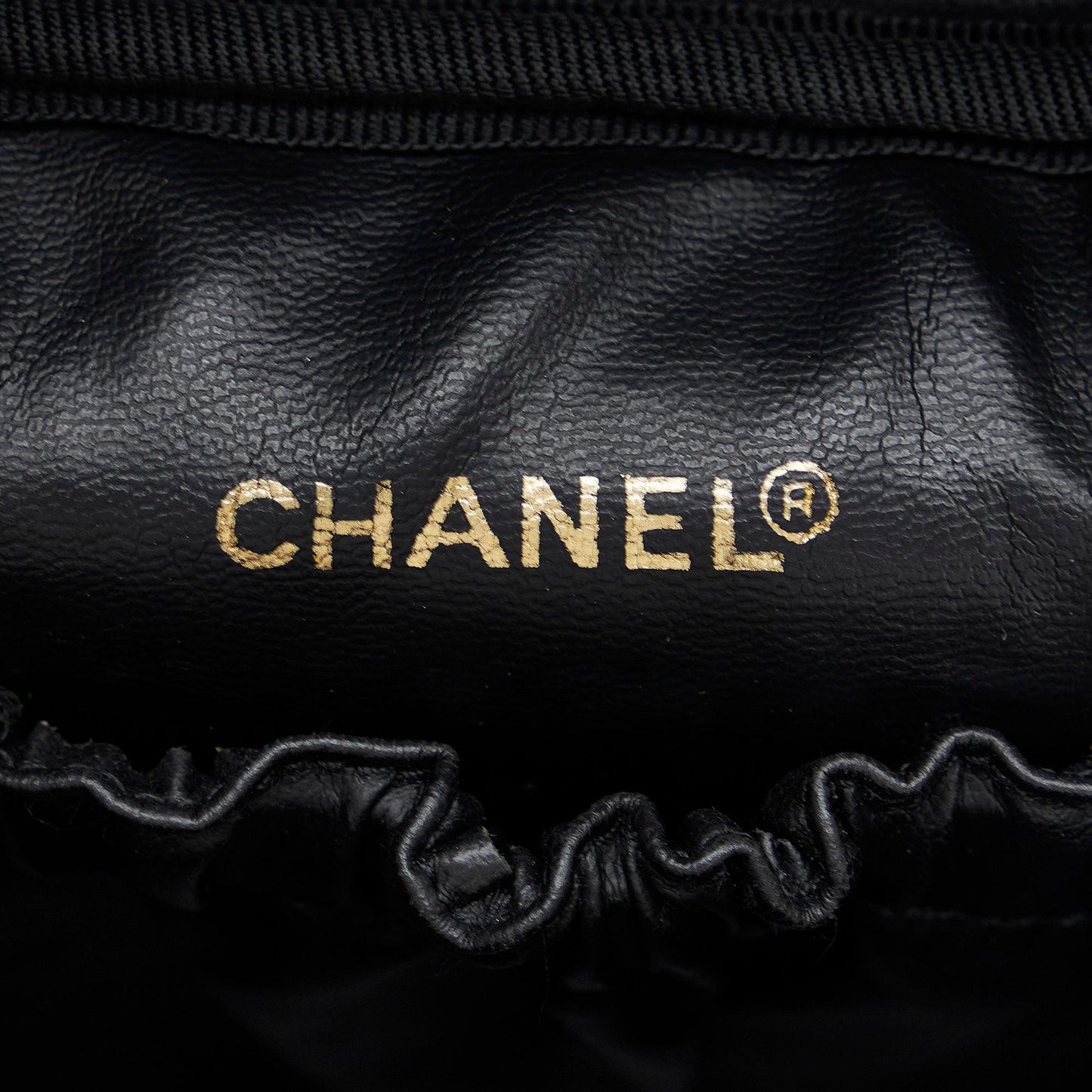 Chanel CC Vanity Bag (SHG-uMnXe2)