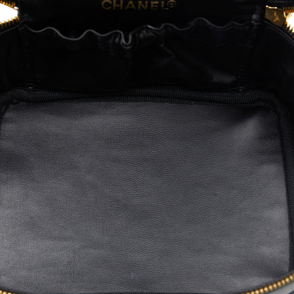 Chanel CC Vanity Bag (SHG-4hIqPQ)
