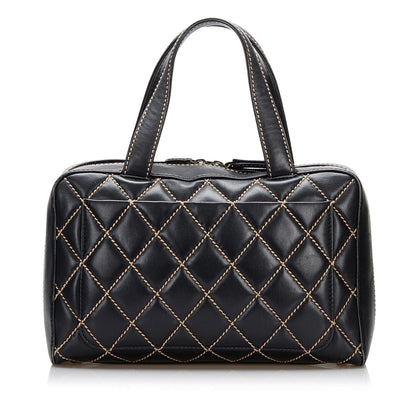 Chanel CC Wild Stitch Handbag (SHG-Dj8rWv)