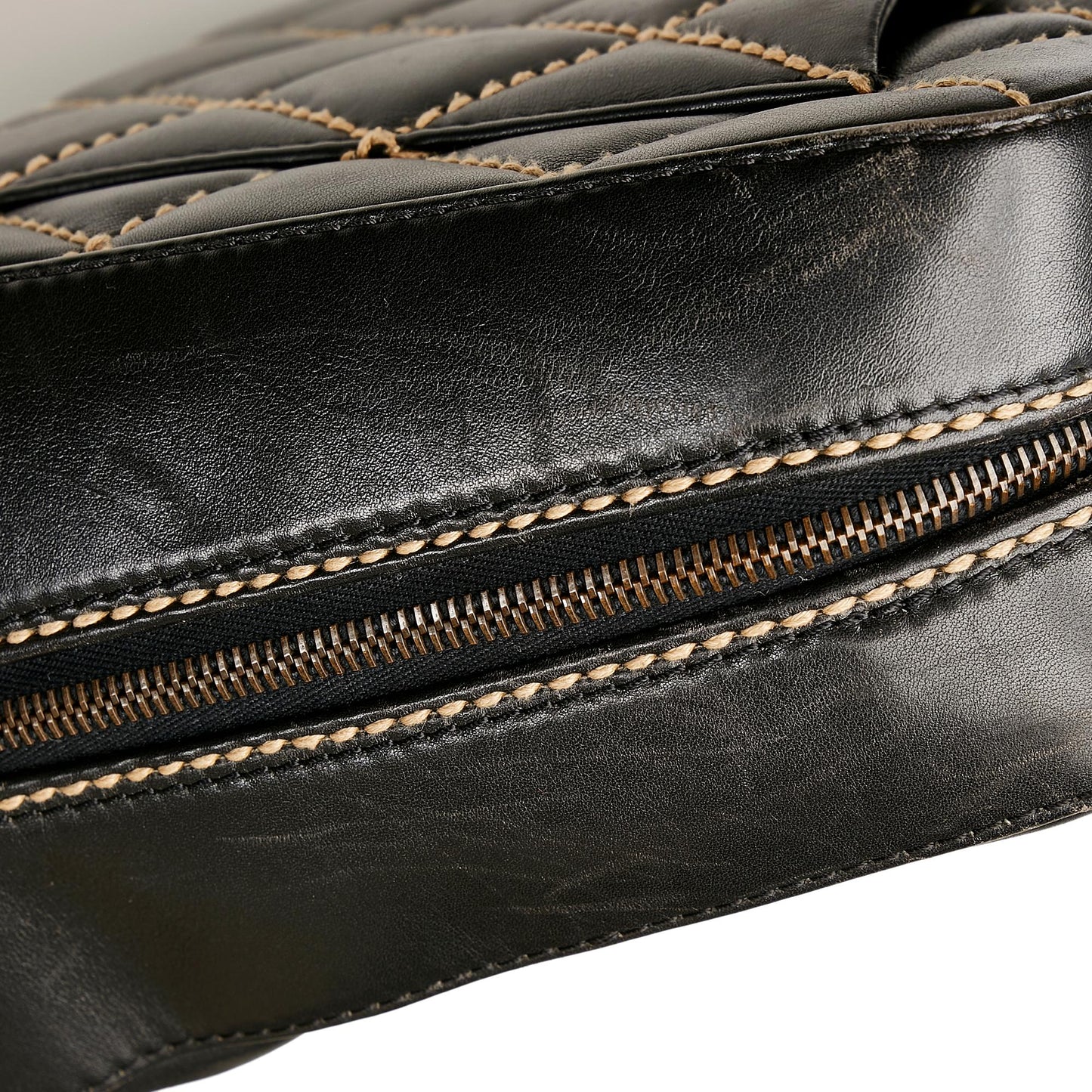 Chanel CC Wild Stitch Handbag (SHG-Dj8rWv)