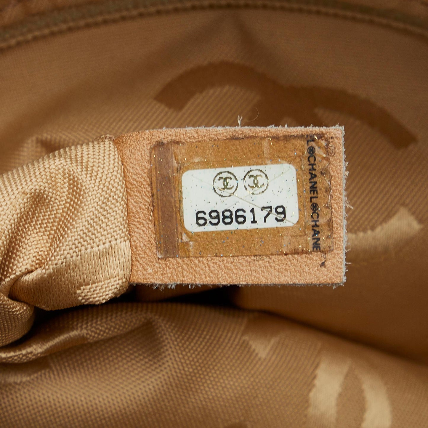 Chanel CC Wild Stitch Handbag (SHG-13zmDX)
