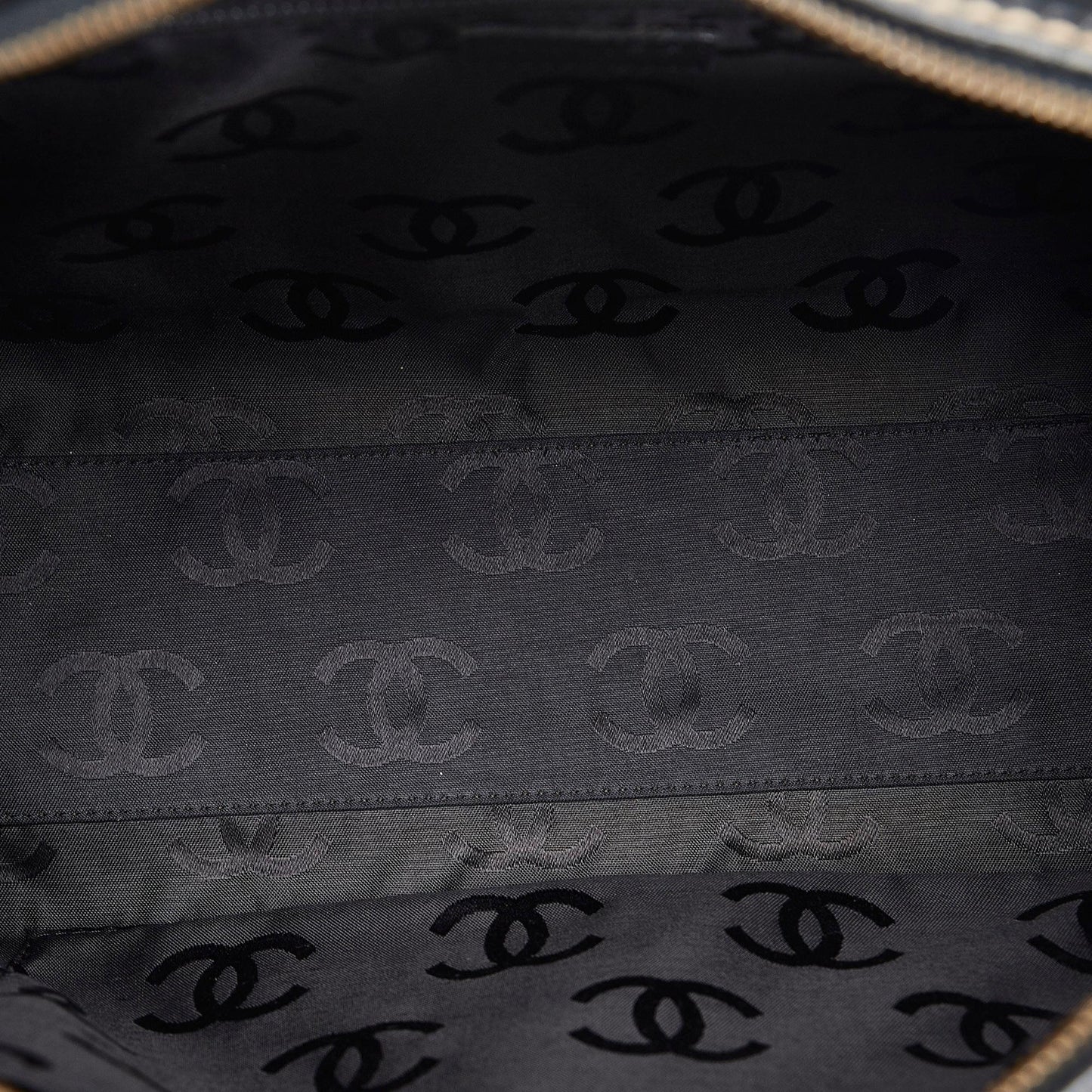Chanel CC Wild Stitch Handbag (SHG-BGmwDi)