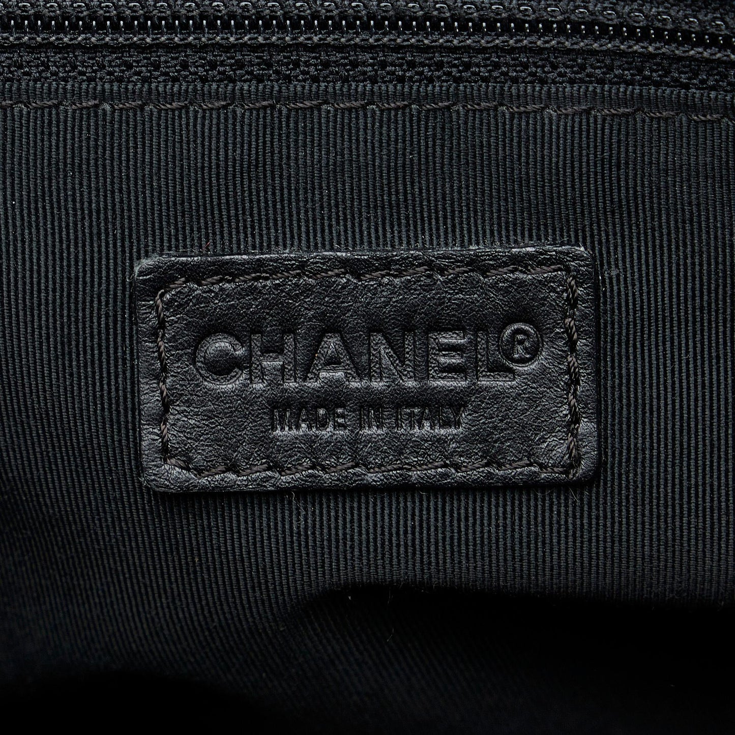 Chanel CC Wild Stitch Handbag (SHG-vbWh5u)
