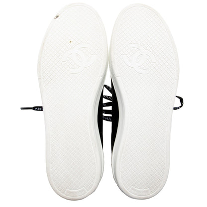 Chanel Calfskin Classic Sneakers - Size 7 / 37 (SHF-19557)