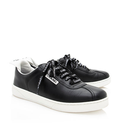 Chanel Calfskin Classic Sneakers - Size 7 / 37 (SHF-19557)
