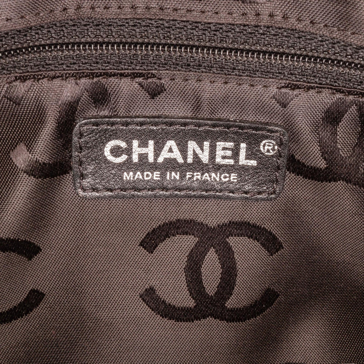 Chanel Cambon Ligne Shoulder Bag (SHG-e6S1sm)