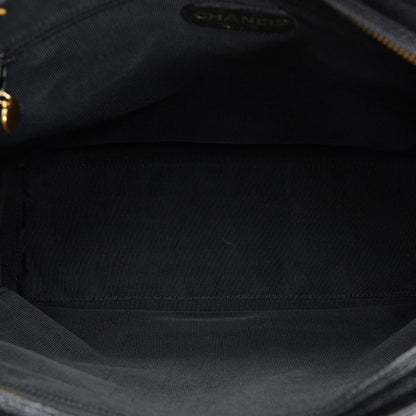 Chanel Caviar Chain Tote (SHG-9VZ3UA)