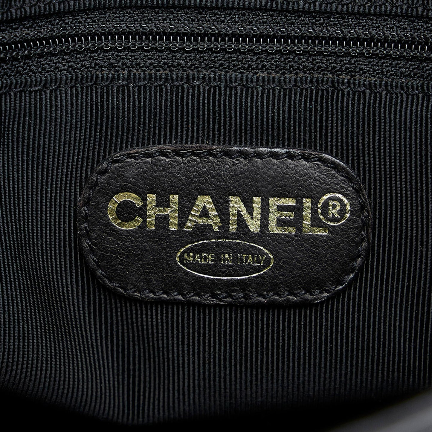 Chanel Caviar Chain Tote (SHG-9VZ3UA)