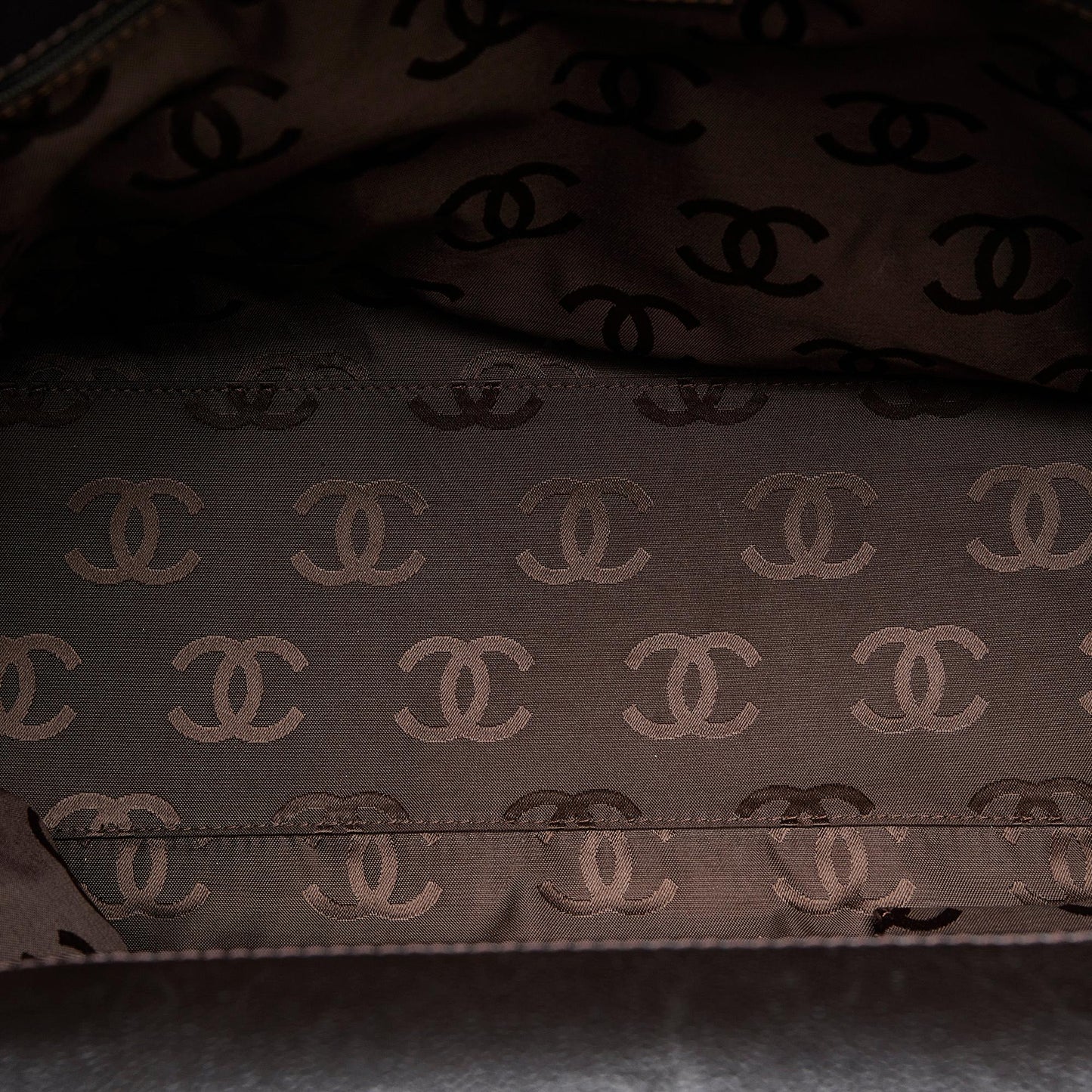 Chanel Caviar Executive Satchel (SHG-eZQRll)