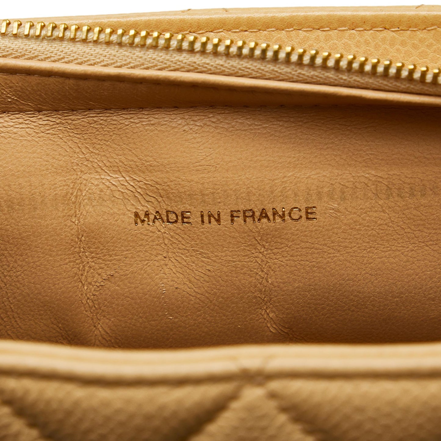 Chanel Caviar Front Pocket Shoulder Bag (SHG-pwata3)
