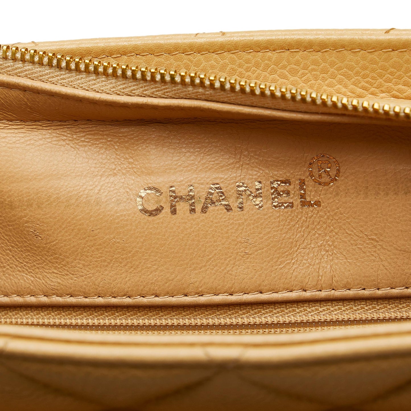 Chanel Caviar Front Pocket Shoulder Bag (SHG-pwata3)