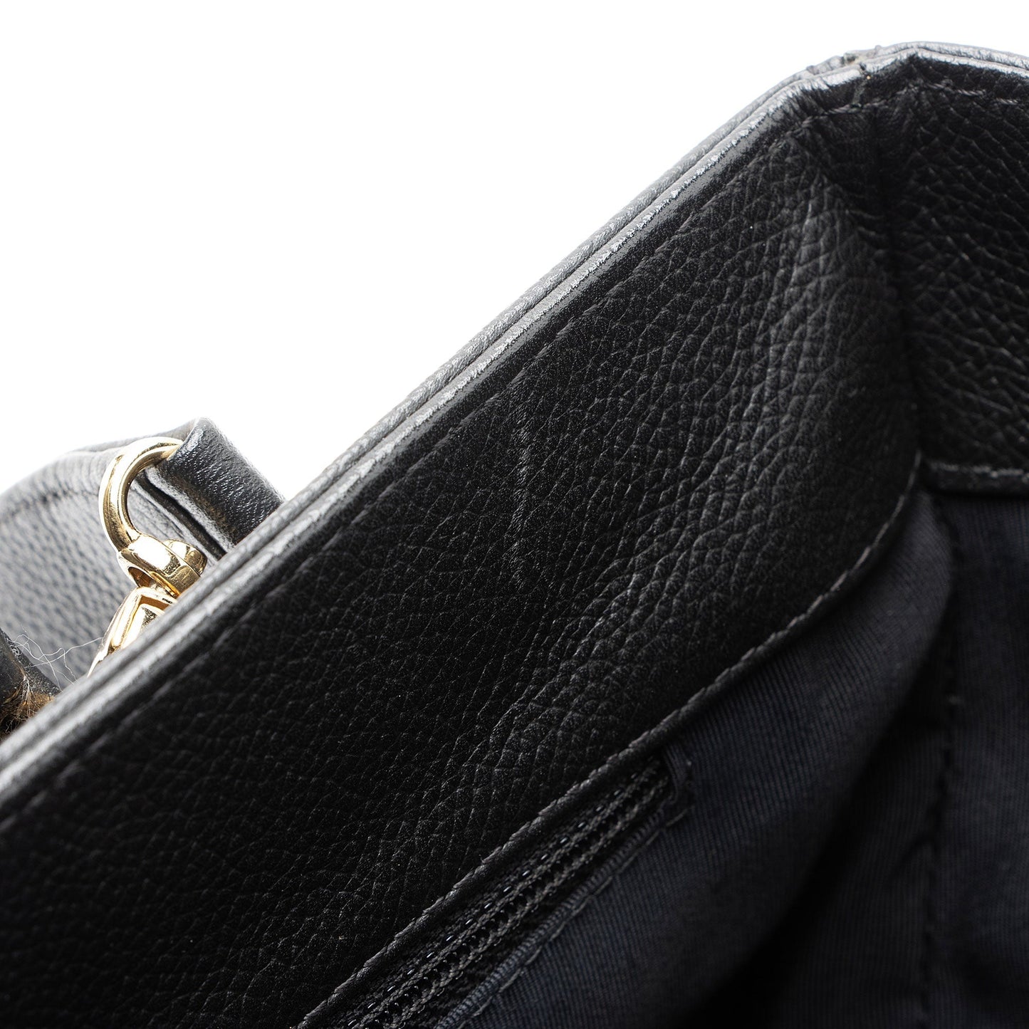 Chanel Caviar Leather Cerf Classic Executive Tote (SHF-vQMVxy)