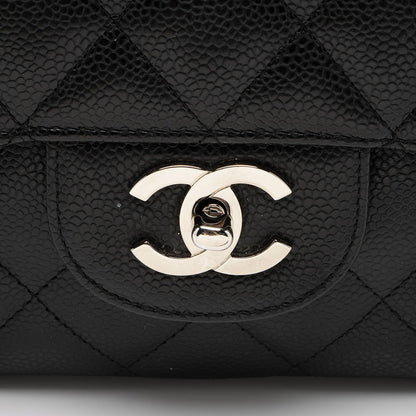 Chanel Caviar Leather Classic Jumbo Single Flap Bag (SHF-TAC3Im)