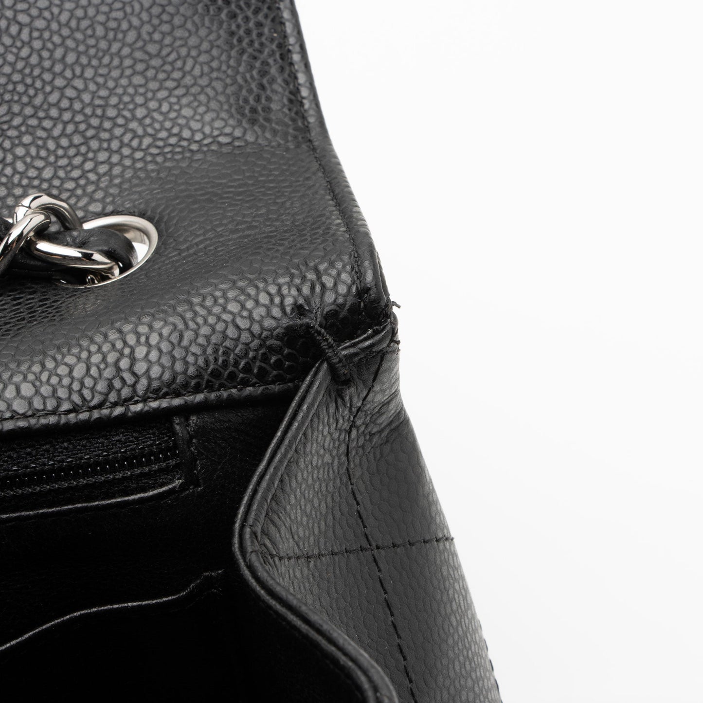 Chanel Caviar Leather Classic Jumbo Single Flap Bag (SHF-TAC3Im)