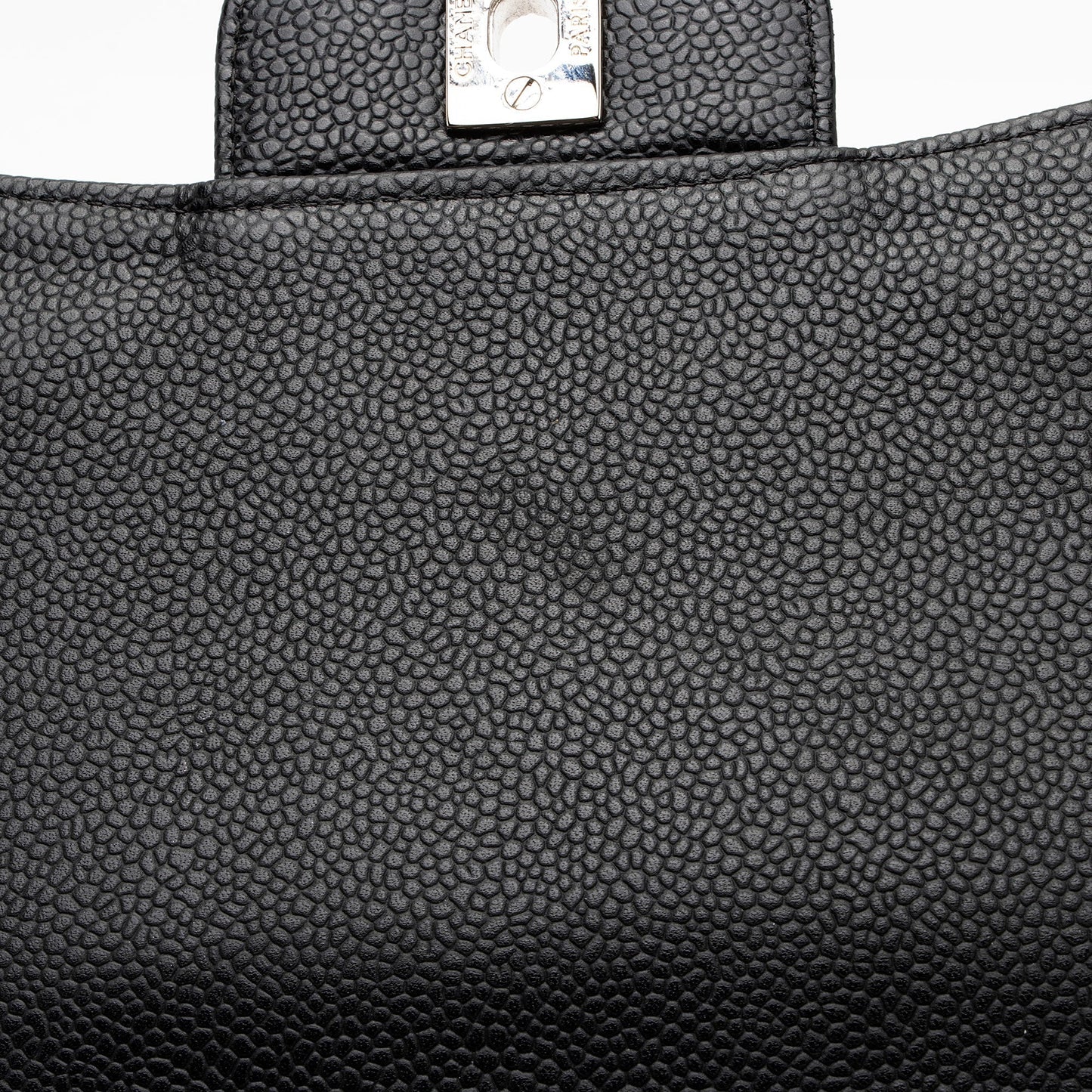 Chanel Caviar Leather Classic Jumbo Single Flap Bag (SHF-TAC3Im)