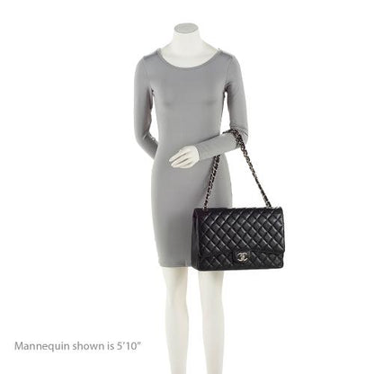 Chanel Caviar Leather Classic Maxi Double Flap Bag (SHF-lwkRiB)