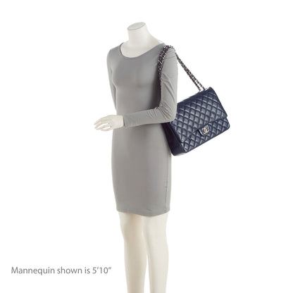 Chanel Caviar Leather Classic Maxi Double Flap Bag (SHF-U7Rzaz)