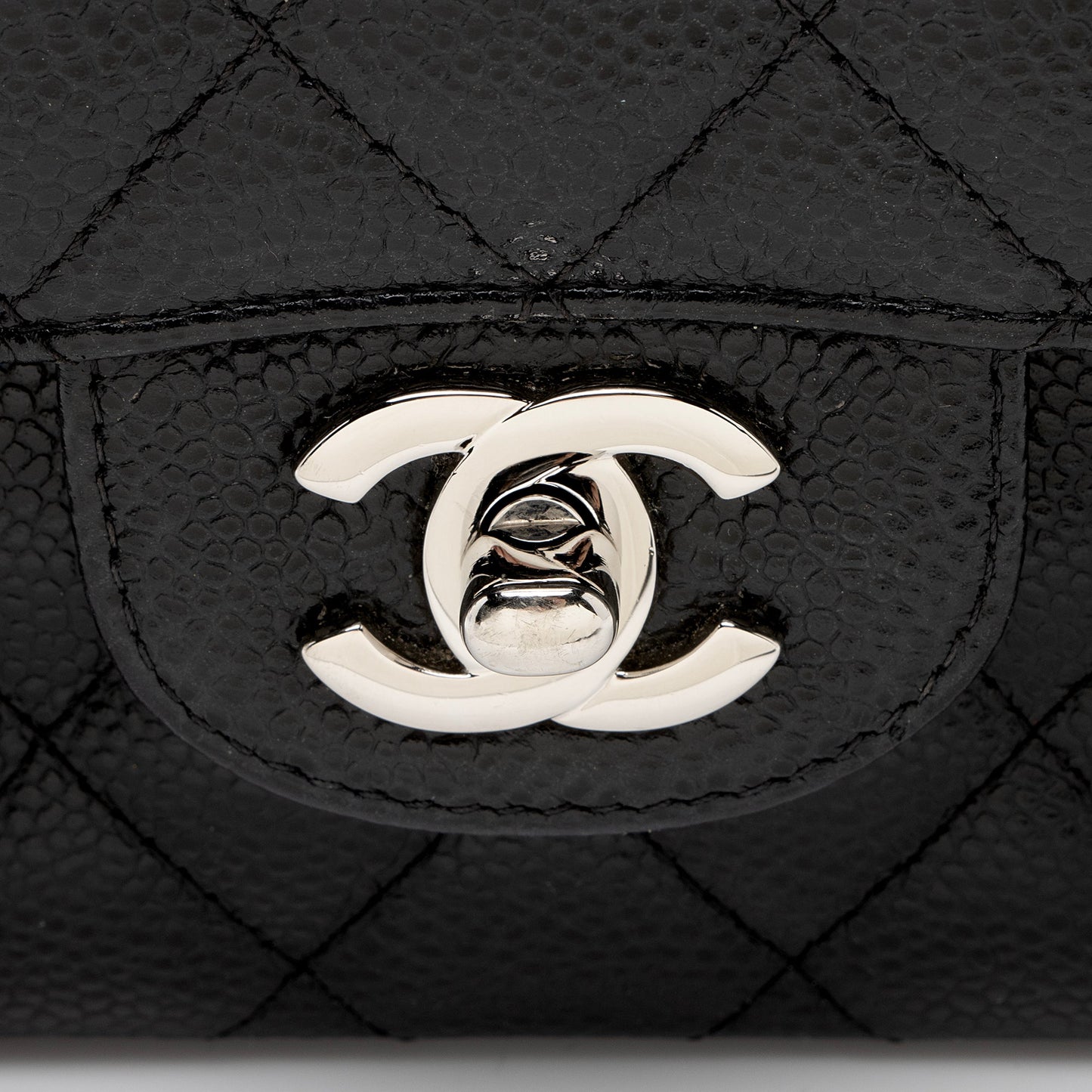 Chanel Caviar Leather Classic Medium Double Flap Bag (SHF-9ANmGR)