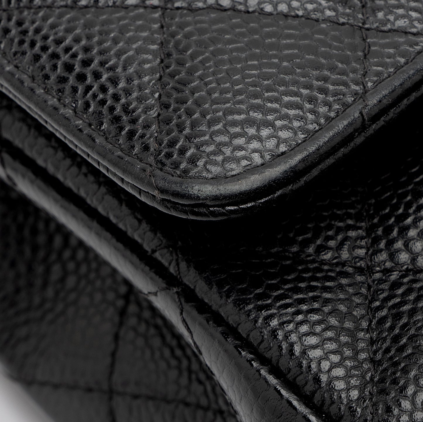 Chanel Caviar Leather Classic Medium Double Flap Bag (SHF-9ANmGR)