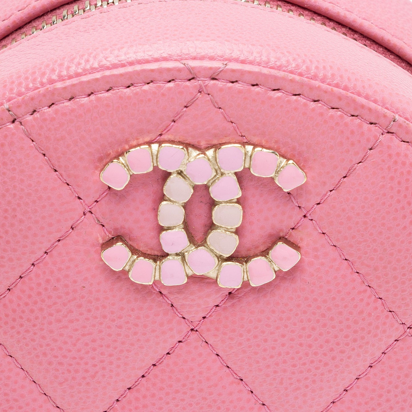 Chanel Caviar Leather Crystal CC Round Clutch with Chain (SHF-FU2AgY)