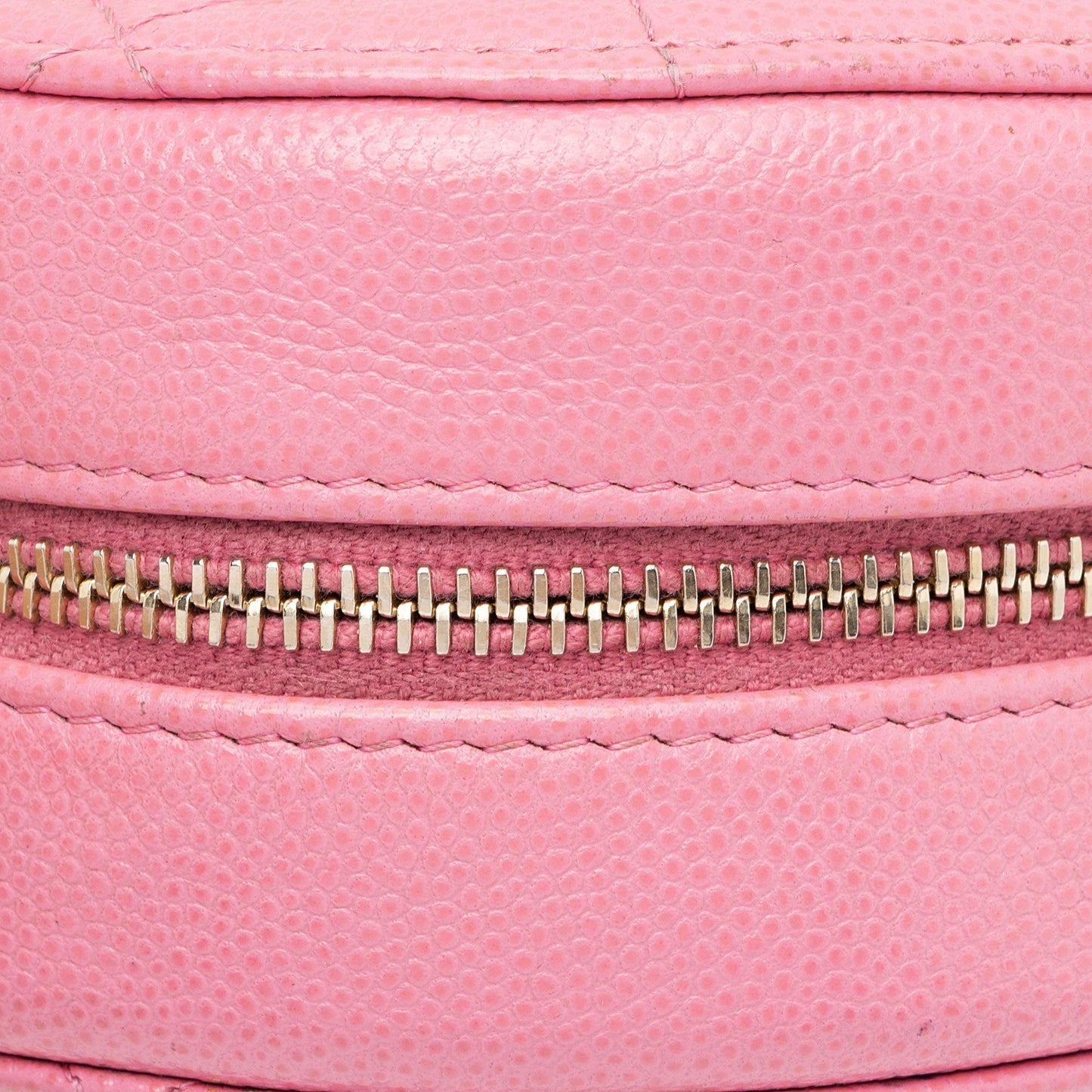 Chanel Caviar Leather Crystal CC Round Clutch with Chain (SHF-FU2AgY)