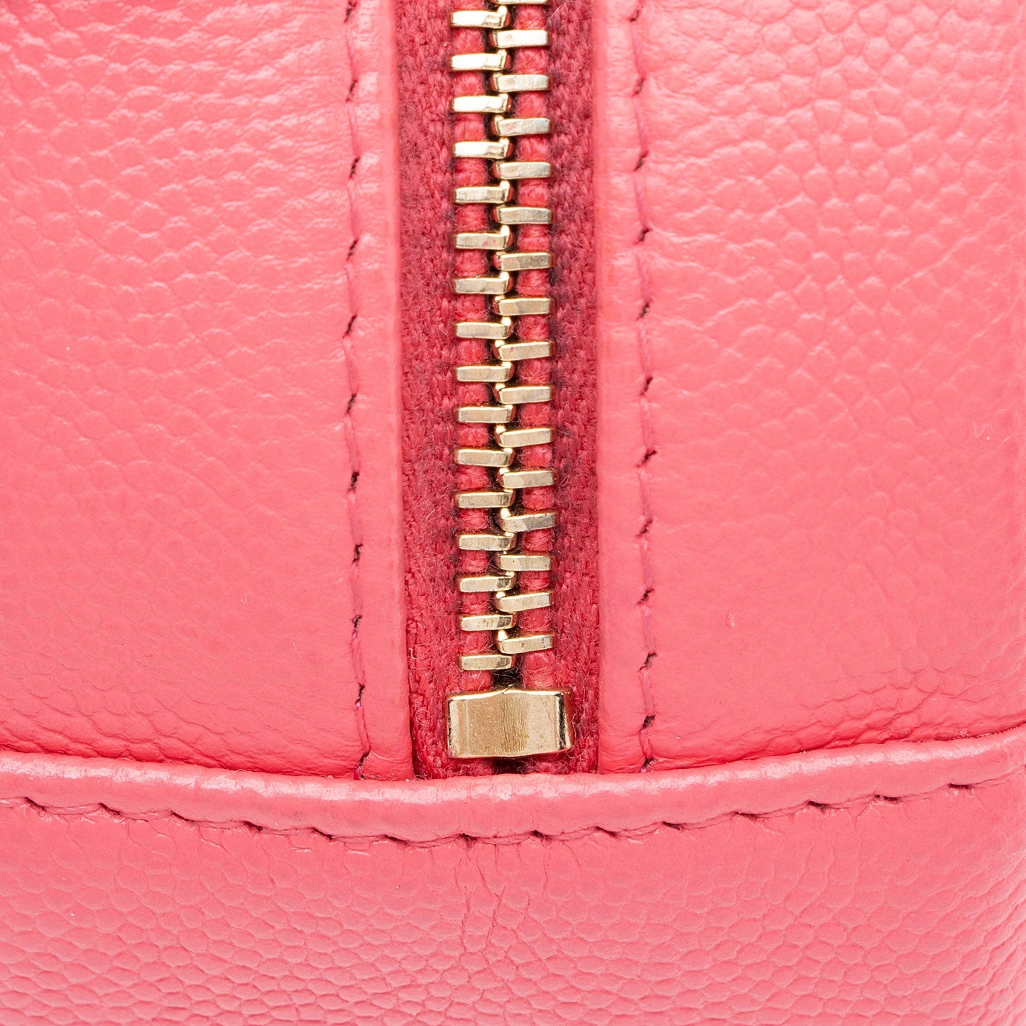 Chanel Caviar Leather New Wave Round Clutch with Chain (SHF-s9F7fM)