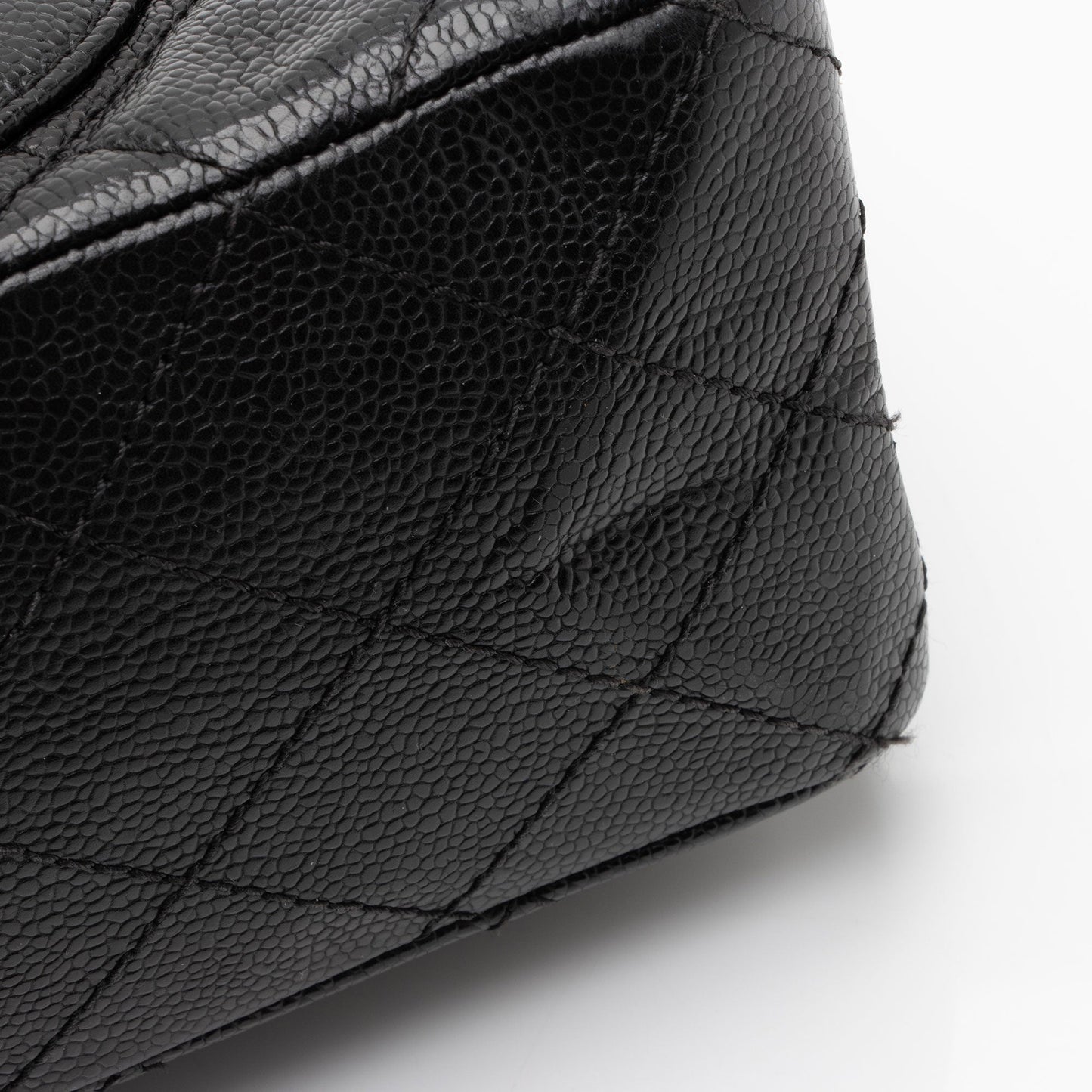 Chanel Caviar Leather Reissue 227 Double Flap Shoulder Bag (SHF-f1StZB)