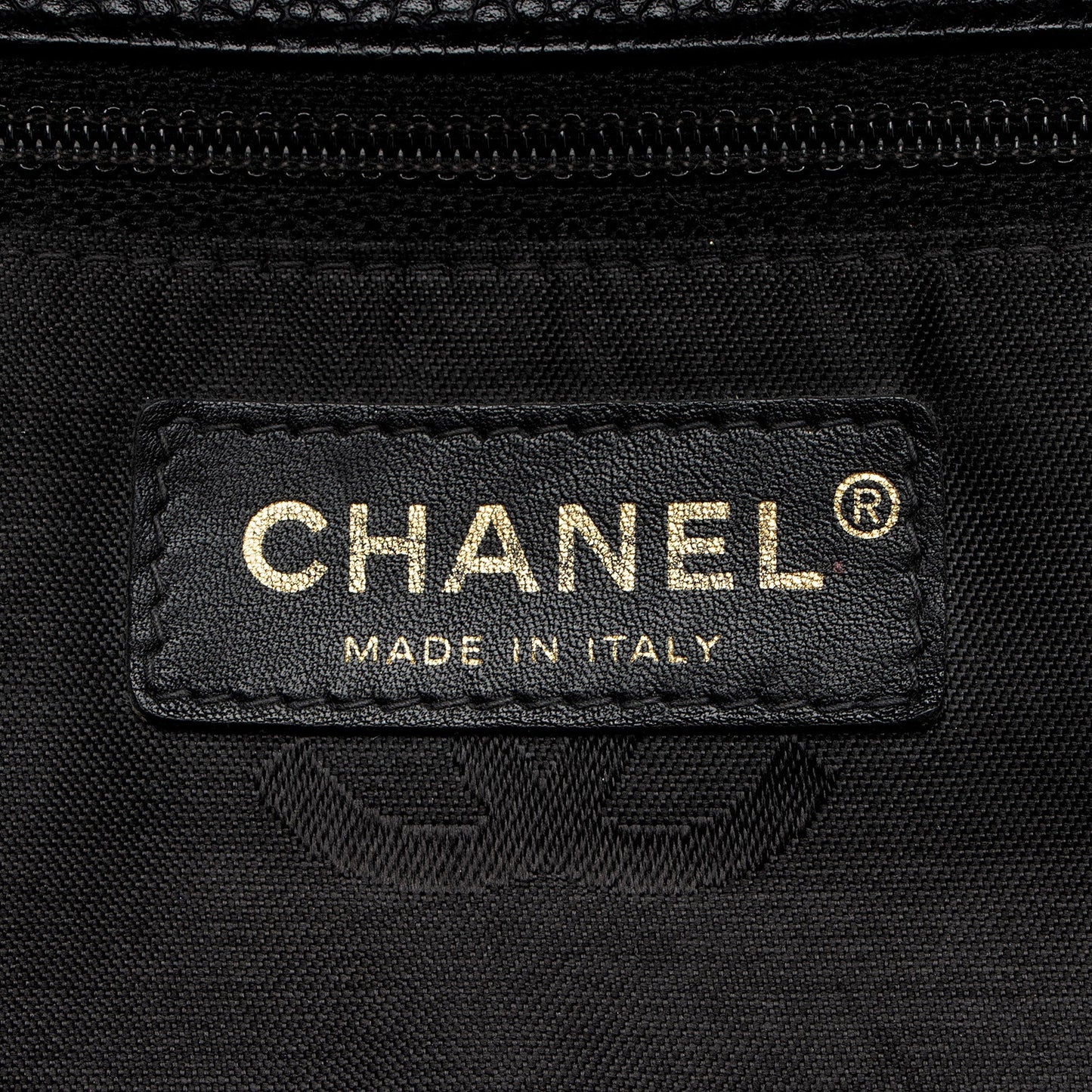 Chanel Caviar Leather Stitched CC Flap Satchel (SHF-ewpcah)