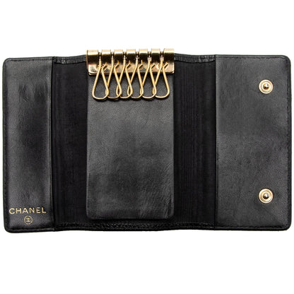 Chanel Caviar Leather Timeless CC 6 Key Holder (SHF-mNPvc8)