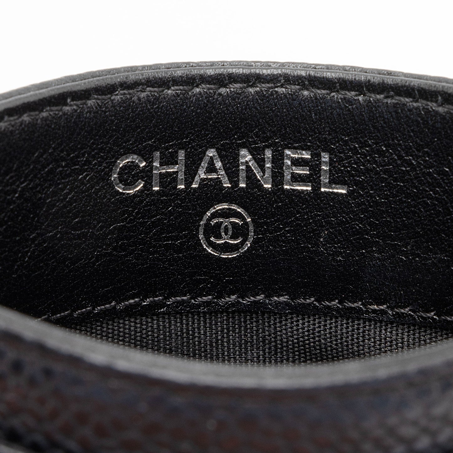 Chanel Caviar Leather Timeless CC Card Holder (SHF-ZV9jZJ)