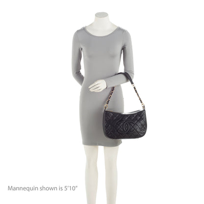 Chanel Caviar Leather Timeless CC Hobo (SHF-fu7h3a)