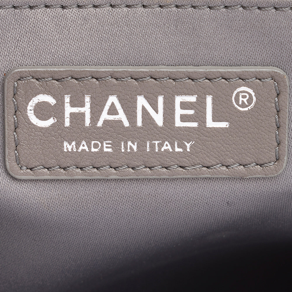 Chanel Caviar Leather Vertical Grand Shopping Tote (SHF-19404)