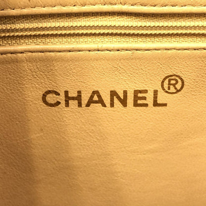 Chanel Caviar Medallion Tote (SHG-Sy9GT7)